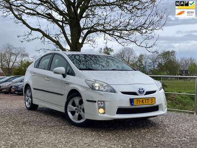 Toyota Prius 1.8 Dynamic | Metallic wit + Xenon + Camera nu €7.975,-!!