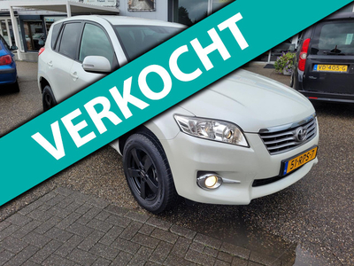 Toyota RAV4 2.0 VVTi Dynamic 2WD TREKHAAK Originele Zomerwielen Set