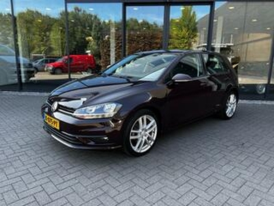 Volkswagen GOLF 1.0 TSI Trendline,Airco,Trekhk,LMV,Dealer OH,Multi Stuur