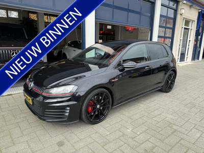 Volkswagen Golf 2.0 TSI GTI Performance LEDER/PANO/CAMERA