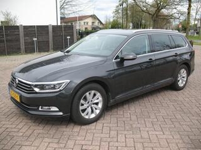 Volkswagen PASSAT 1.5 TSI 150 pk DSG COMFORTLINE - AUTOMAAT-STATIONCAR AIRCO - NAVI - LMV