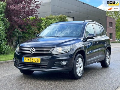 Volkswagen Tiguan 2.0 TSI Track&Field 4Motion Automaat*Leder*Trekhaak*Navi*Stoelverwarming*Cruise*Clima*LM velgen*Parkeersensoren*