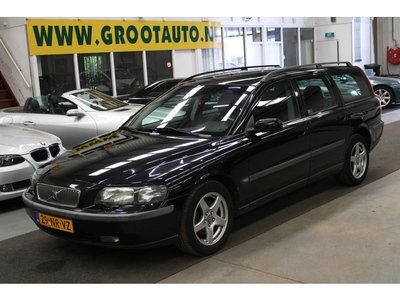 Volvo V70 2.4 Comfort Line Airco, Cruise control, Navi, Stoelverwarming