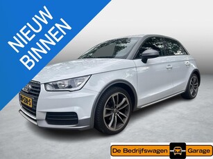 Audi A1 Sportback 1.0 TFSI Advance S-line ext. | Trekhaak | 18 inch |