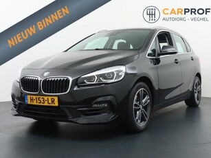 BMW 2-serie Active Tourer 218i Executive Edition Sport Line HUD Trekhaak Camera Navigatie Dealer onderhouden Automaat