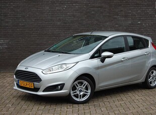 Ford Fiesta 1.0 Titanium Cruise/Climate Control-Navigatie-Bluetooth-Parkeersensoren