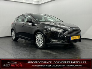 Ford Focus 1.0 Titanium Navi, Parkeer sensoren, Keyless start, Cruise control, Clima