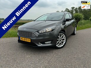 Ford Focus Wagon 1.0 Titanium Edition / Net grote beurt gehad met nieuwe Distributie / 1 Eigenaar / Airco / Navi / PDC / Trekhaak