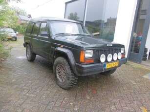 Jeep Cherokee 2.5 tD S/Sport HR Grijs Kenteken Nieuwe cilinderkoppen!