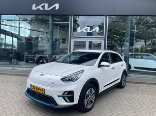 Kia e-Niro ExecutiveLine 64 kWh Navi+BT+JBL+DAB+Camera Leder+Stoel+Stuurverw.+Koeling PDC+Keyless 7jr.Garantie