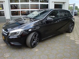 Mercedes-Benz A-Klasse 180 Edition Navigatie 4U3 / 18 inch velgen