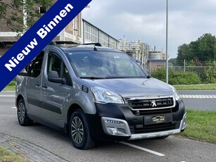 Peugeot Partner Tepee 1.6 BlueHDi Allure Outdoor | Luxe uitvoering | Navigatie | Panoramadak | Grip Control