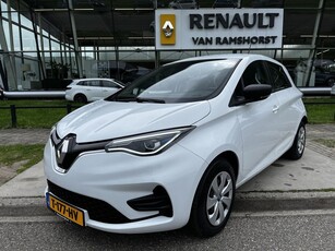 Renault ZOE R110 Life 41 kWh / (KoopBatterij) / €2000,- subsidie mogelijk! / Apple Carplay - Android Auto / Stoelverw + Stuurverw /