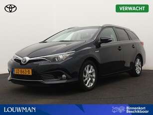 Toyota Auris 1.8 Hybrid Trend | Panoramadak | Navigatie | Camera |