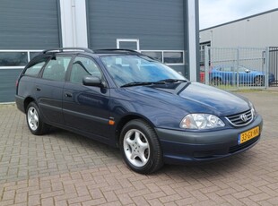 Toyota Avensis wagon 1.8-16V Linea Terra UNIEK