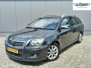 Toyota Avensis Wagon 1.8 VVTi Luna | trekhaak | dealerond |