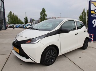 Toyota Aygo 1.0 VVT-i x-fun SPARCO Airco, 5drs, NL auto, Multimedia, NAP Prijspakker!