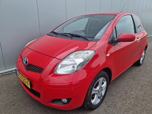 Toyota Yaris 1.0 VVTi Cool