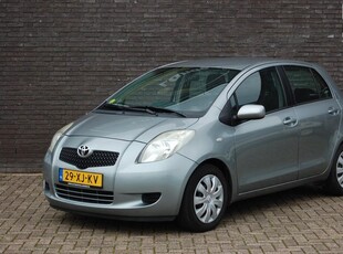 Toyota Yaris 1.3 VVTi Sol