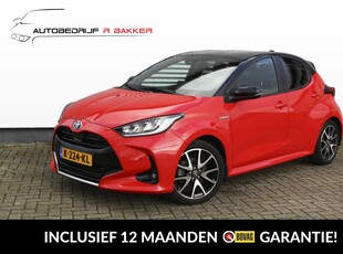 TOYOTA YARIS 1.5 Hybrid Executive // NL Auto met NAP - Heads Up Display - LED - Navi. - Achteruitrijcamera - Stoelverwarming