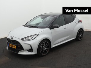 Toyota Yaris 1.5 Hybrid GR Sport | Automaat| Navigatie | Stoelverwarming | Adaptieve Cruisecontrol met Laneassist |