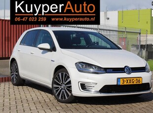 Volkswagen Golf 1.4 TSI GTE HYBRID /BENZINE-ELEKTRISCH NL AUTO NAP VOL LEDER CAMERA NAVI BOMVOL