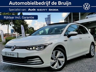 Volkswagen Golf 1.5 eTSI 150pk DSG Style 1e (Panorama,Navi,Carplay)