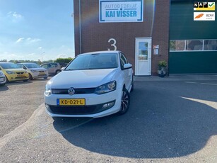 Volkswagen Polo 1.0 BlueMotion Connected Series / Nav / Pdc / Cruise