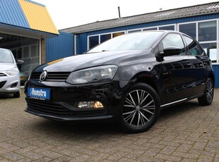 Volkswagen Polo 1.0i 