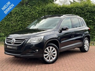 Volkswagen Tiguan 1.4 TSI Sport&Style Panoramadak Trekhaak