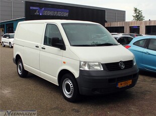 Volkswagen Transporter 1.9 TDI 300 T800 Baseline Bj '06 Splinternieuwe APK