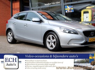 Volvo V40 T3 150 pk Momentum, Navi, Camera, Bluetooth