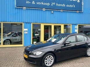 BMW 3-serie 320i 150pk Executive