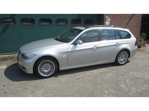 BMW 3-serie Touring 325i Dynamic Executive