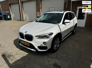 BMW X1 SDrive18i High Executive headup pano leer vol opties