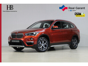 BMW X1 sDrive20i Orange Edition/Pano/Leder/Sportstoel/Camera