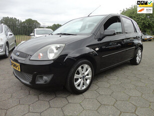 Ford Fiesta 1.4-16V Futura XL ECC/LMV/PDC/TREKHAAK