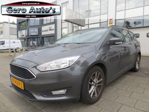 Ford FOCUS Wagon 1.0 Trend station nederlandse auto airco ,cruise control,navi trekhaak