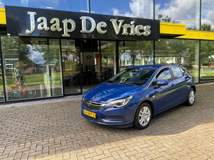 Opel Astra 1.0 Business+