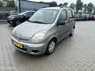 Toyota Yaris Verso 1.3 VVT-i nette auto goed onderhouden