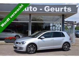 Volkswagen Golf 1.4 TSI All Stars Navi Sk Dak Pdc V+A Lm