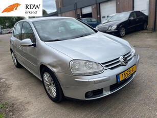 Volkswagen Golf 2.0 FSI Sportline 6g *CLIMA *HEATSEATS *NAVI