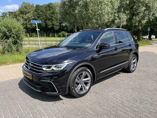 Volkswagen Tiguan 1.5 TSI R-Line Business+ “Pano / Leder /