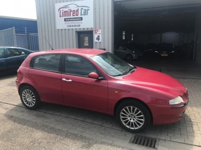 Alfa Romeo 147 1.9 JTD Distinctive