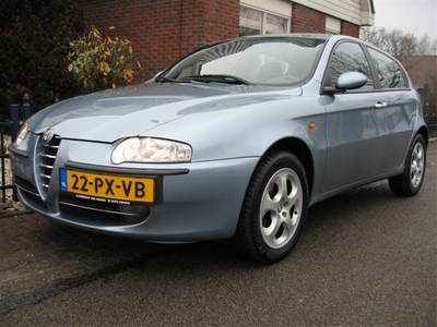 Alfa Romeo 147 VERKOCHT (bj 2005)