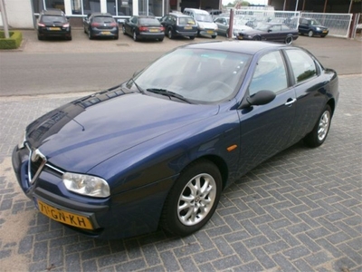 Alfa Romeo 156 1.9 JTD (bj 2001)