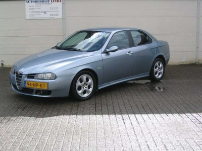 Alfa Romeo 156 2.4 JTD Distinctive (bj 2004) AIRCO / CRUISE