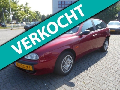 Alfa Romeo 156 Sportwagon 1.6-16V T.Spark NIEUWE APK !