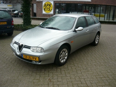 Alfa Romeo 156 Sportwagon 2.0 JTS Distinctive (bj 2002)