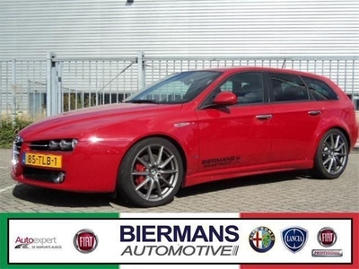 Alfa Romeo 159 1.750 TURBO DISTINCTIVE SW TI (bj 2012)